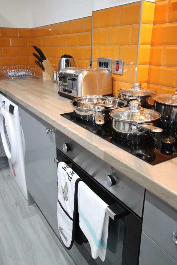 Halifax House, Studio Apartment 209 Екстер'єр фото