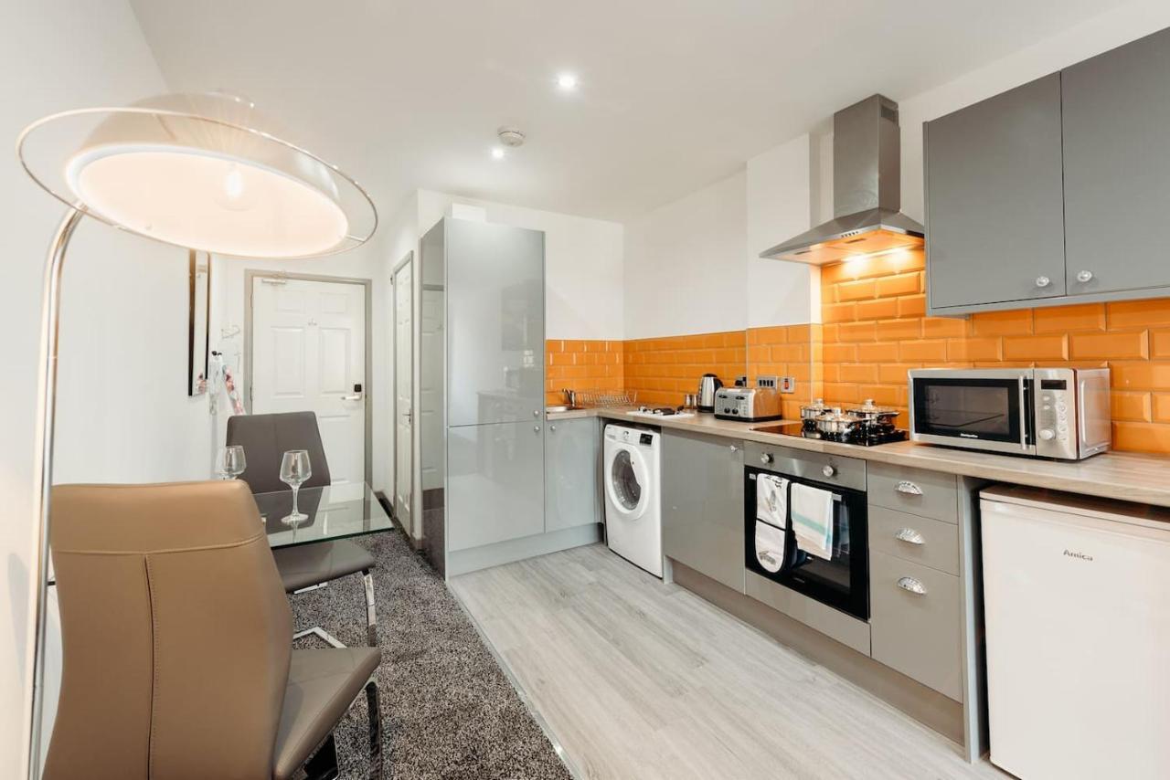Halifax House, Studio Apartment 209 Екстер'єр фото